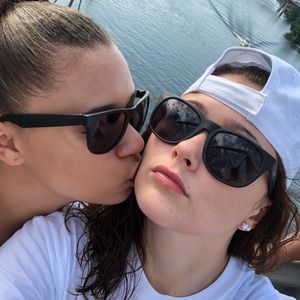 Meet your Posher, Lacie